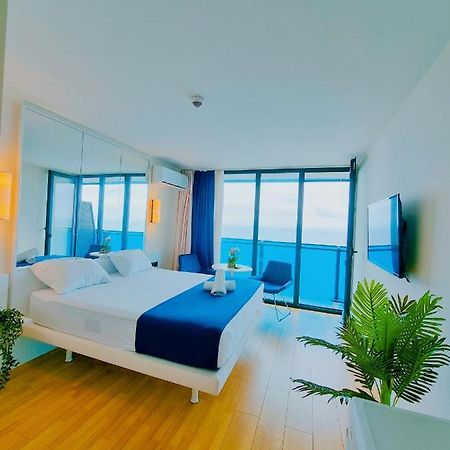 Orbi City Aparthotel Sea View Батуми Екстериор снимка