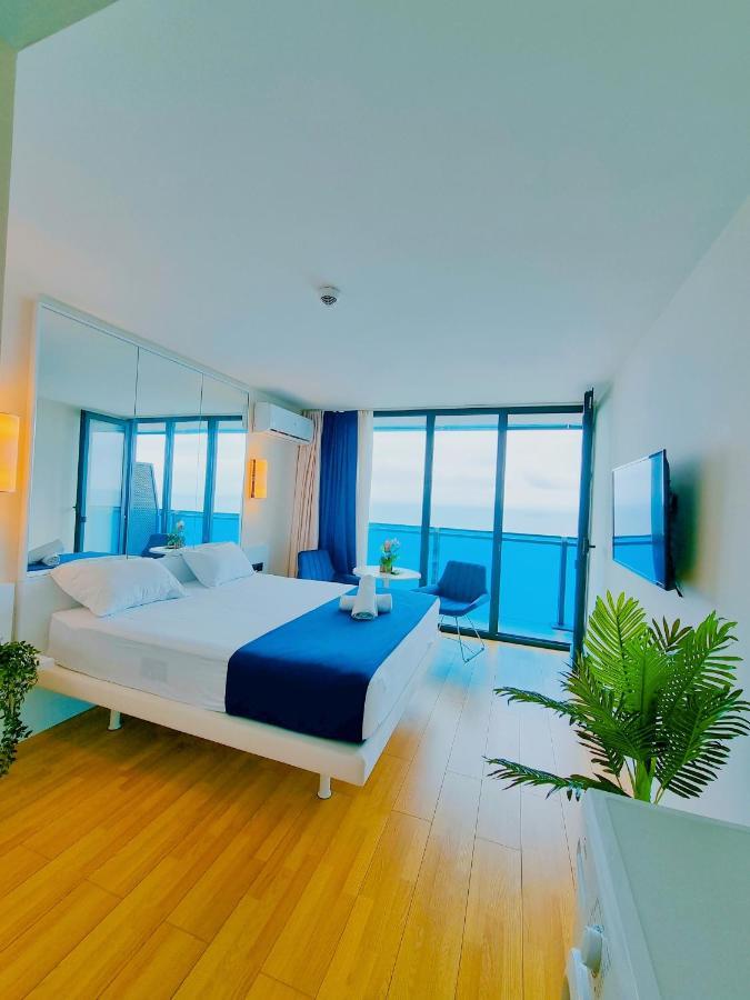 Orbi City Aparthotel Sea View Батуми Екстериор снимка