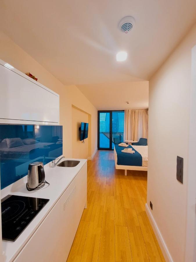 Orbi City Aparthotel Sea View Батуми Екстериор снимка